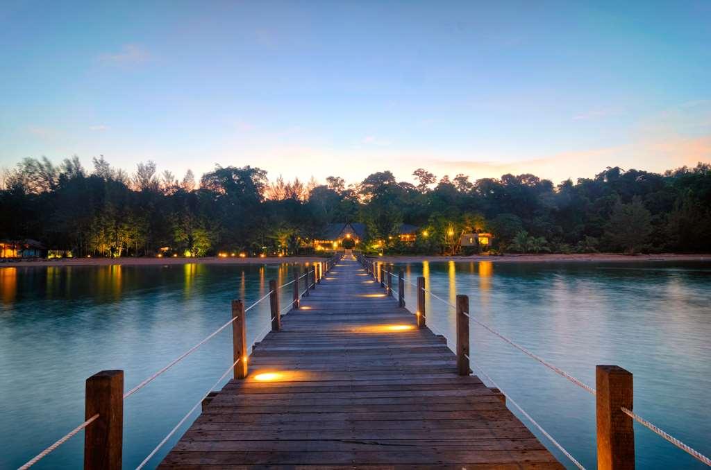 Borneo Eagle Resort Kota Kinabalu Esterno foto