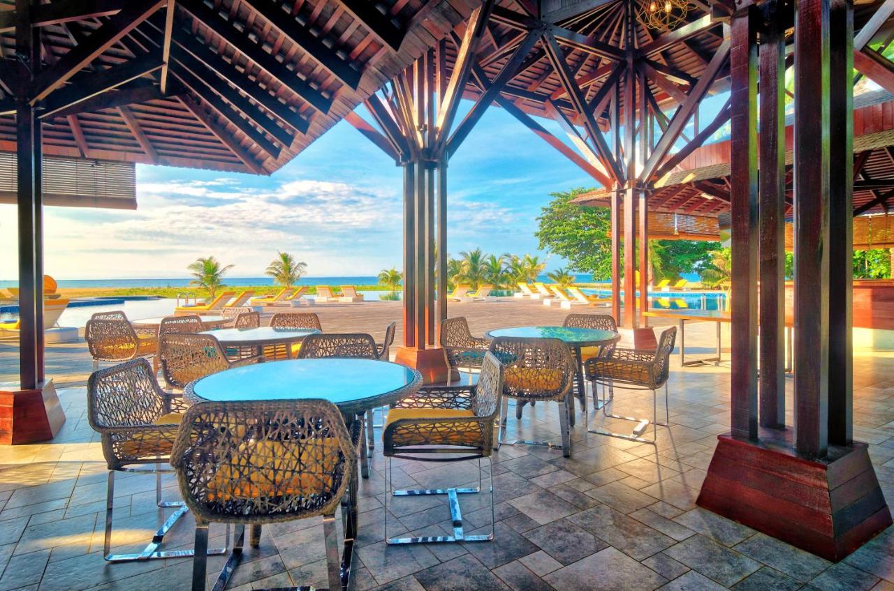 Borneo Eagle Resort Kota Kinabalu Esterno foto