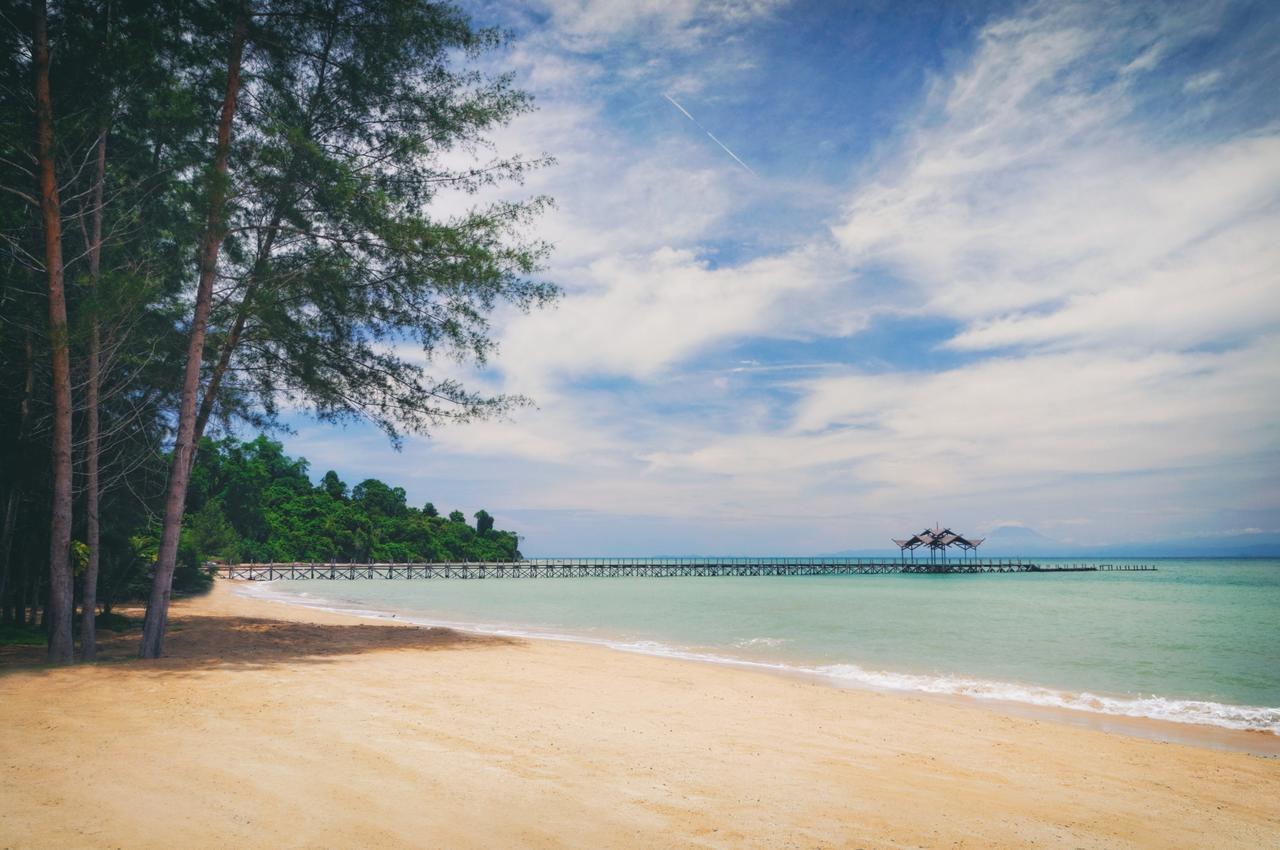 Borneo Eagle Resort Kota Kinabalu Esterno foto